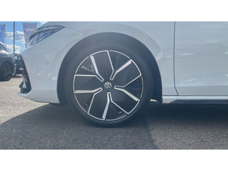 Volkswagen Passat 1.5 eTSI R-Line 5dr DSG Petrol Estate